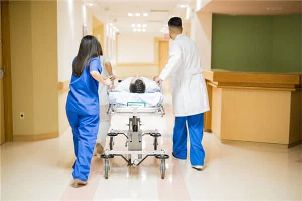 梦见病人送葬