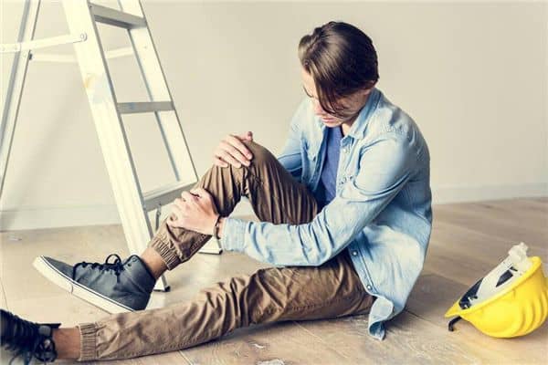 梦见情人受伤
