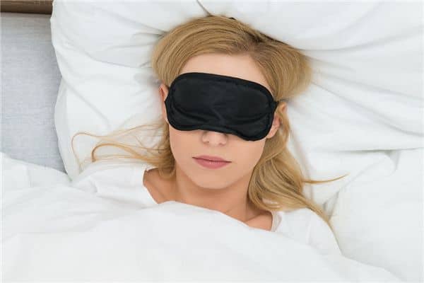 梦见女人打呼噜