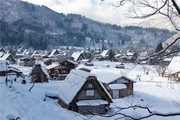 梦见房屋有雪