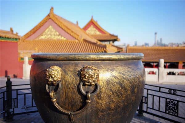 梦见水缸破了是什么意思