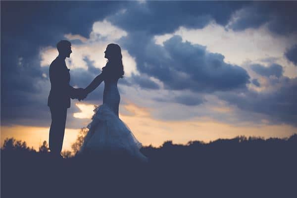 梦见自己被强迫结婚是什么意思
