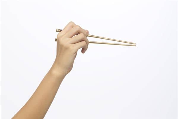 右手受伤