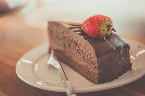 梦见蛋糕是什么意思