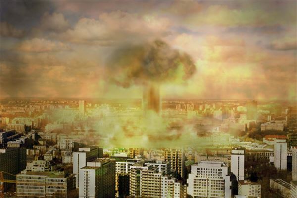 炸弹爆炸