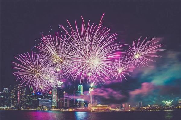 梦见看到烟花绽放是什么意思