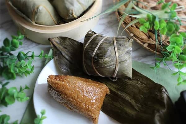 梦见吃粽子是什么意思