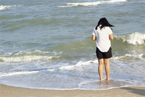 梦见在海边是什么意思