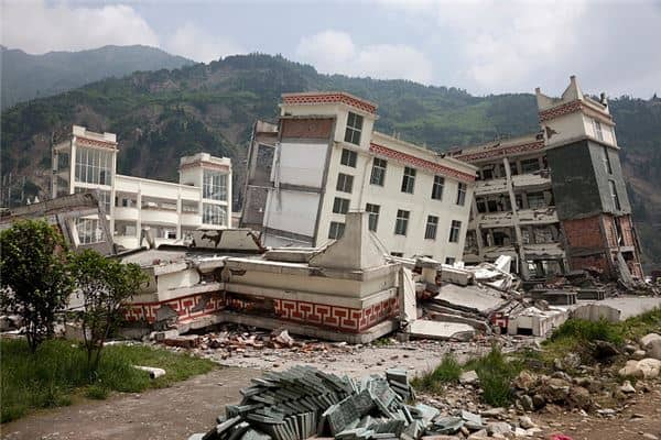 梦见地震主有吉祥是什么意思