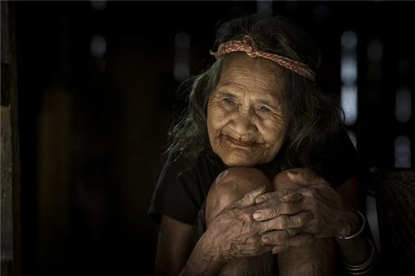 梦见死去的妈妈